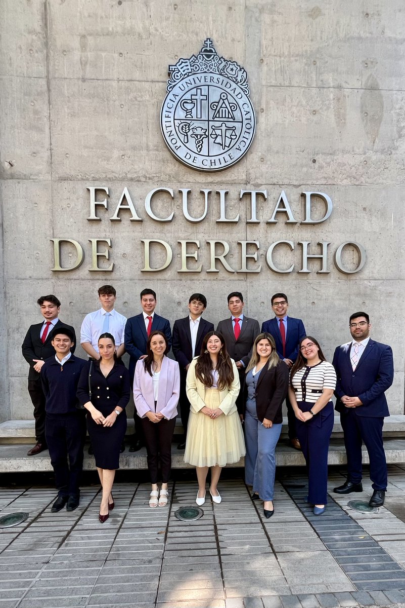 Centro de Derecho y Gestión de Aguas UC tweet media