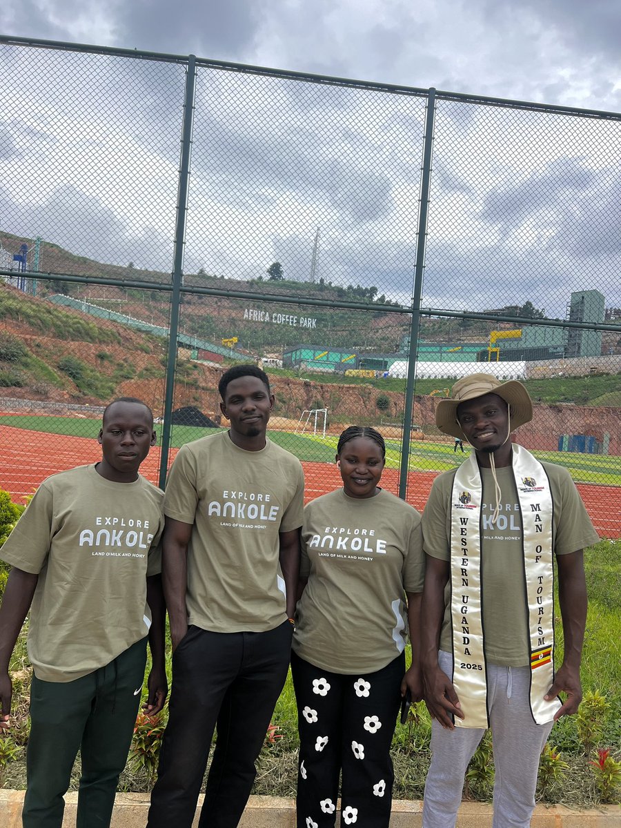 Smyle Explores tweet media