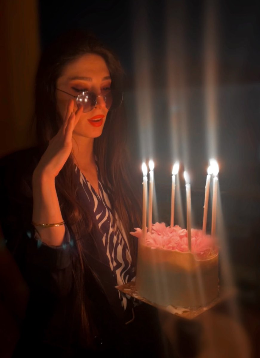 şeyma tweet media