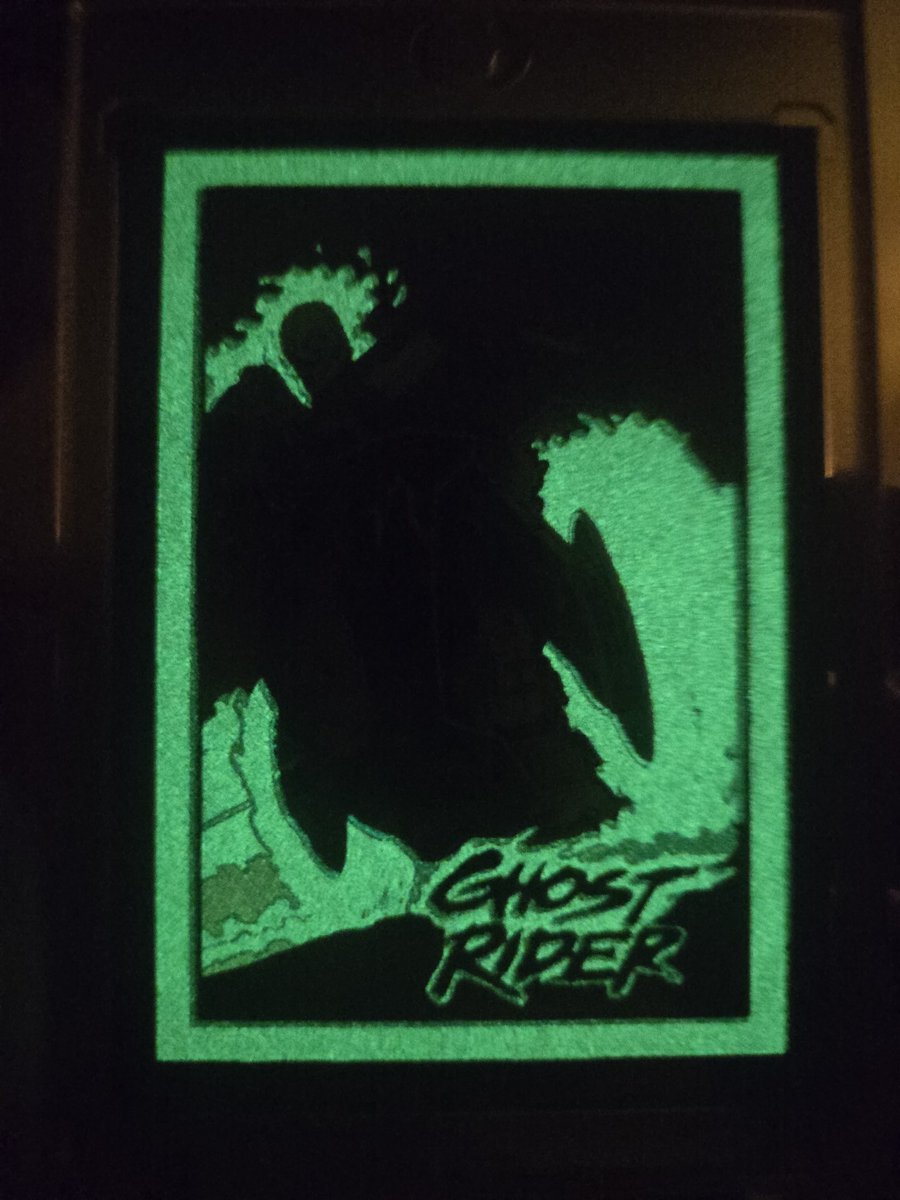 DaMoonRulz tweet media