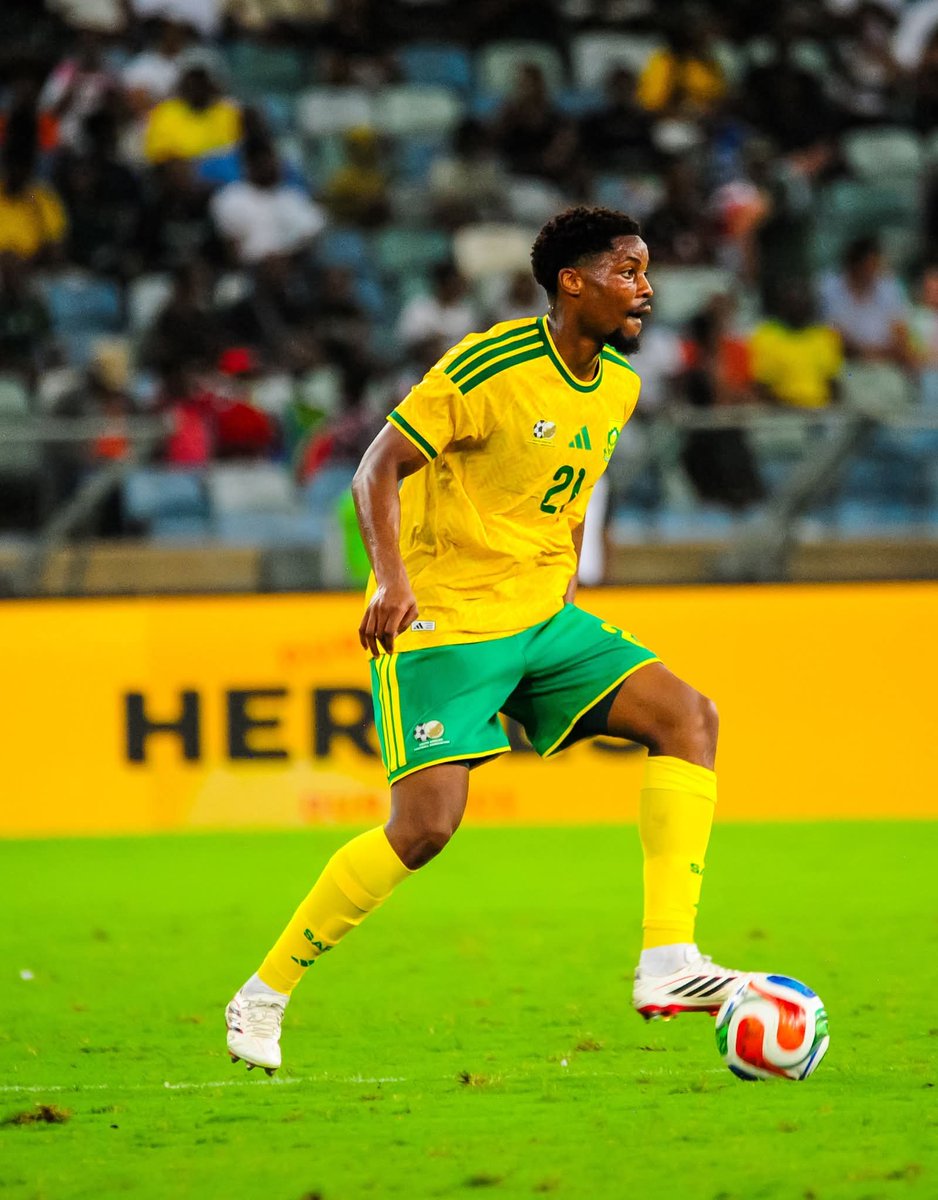 El Capitano⚪ tweet media