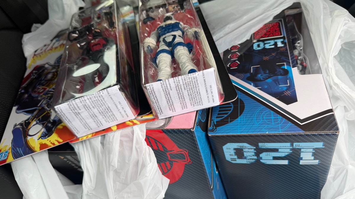 The Collectorian © tweet media