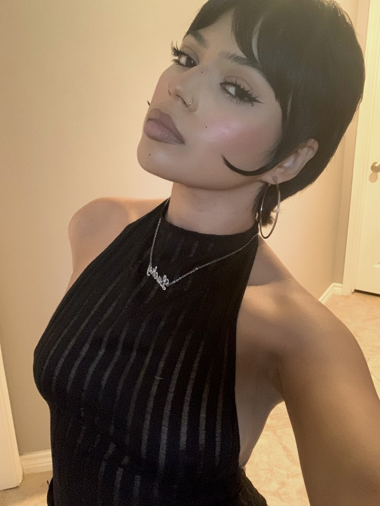 gigi ☆ tweet media