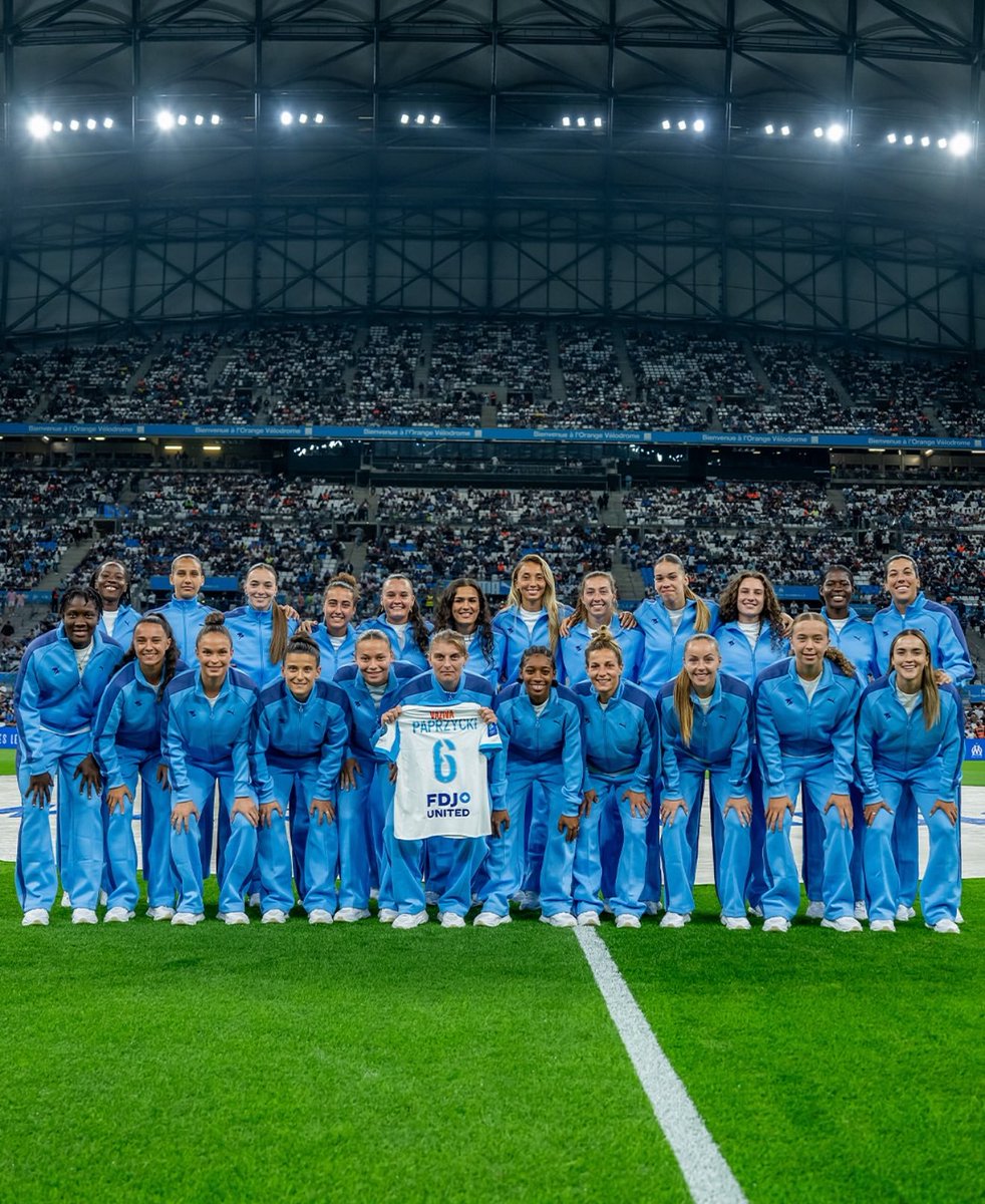 Première Ligue Reporter tweet media