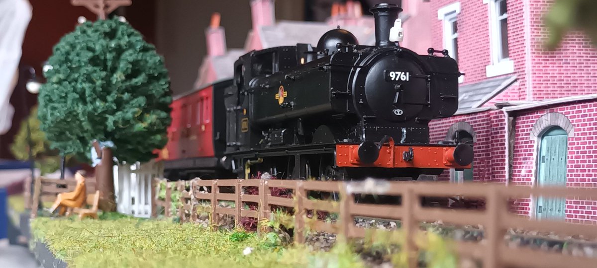 Kismate and Grafton railway tweet media