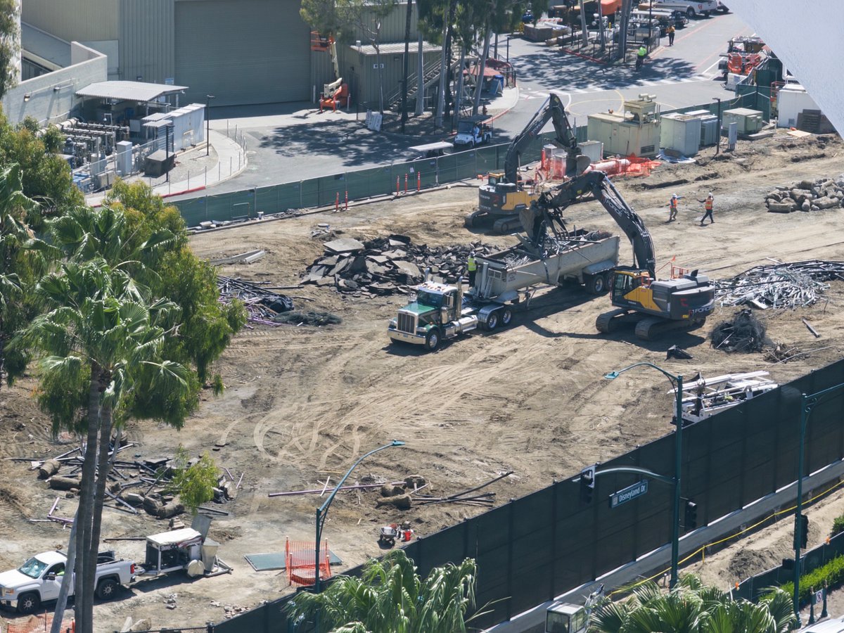 Critter Club tweet media