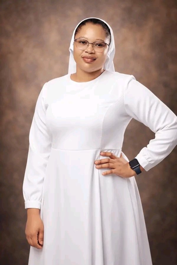 BIG FAT FOOL tweet media