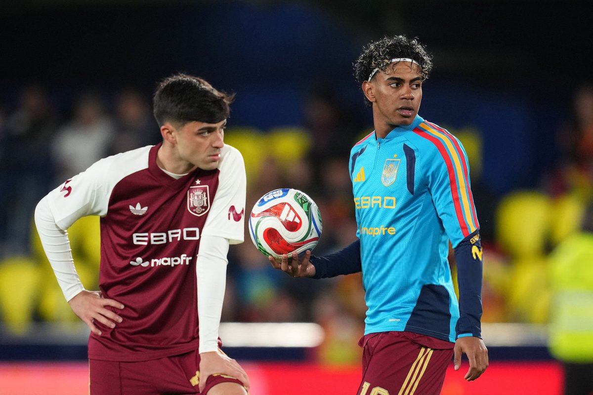 FCB World tweet media