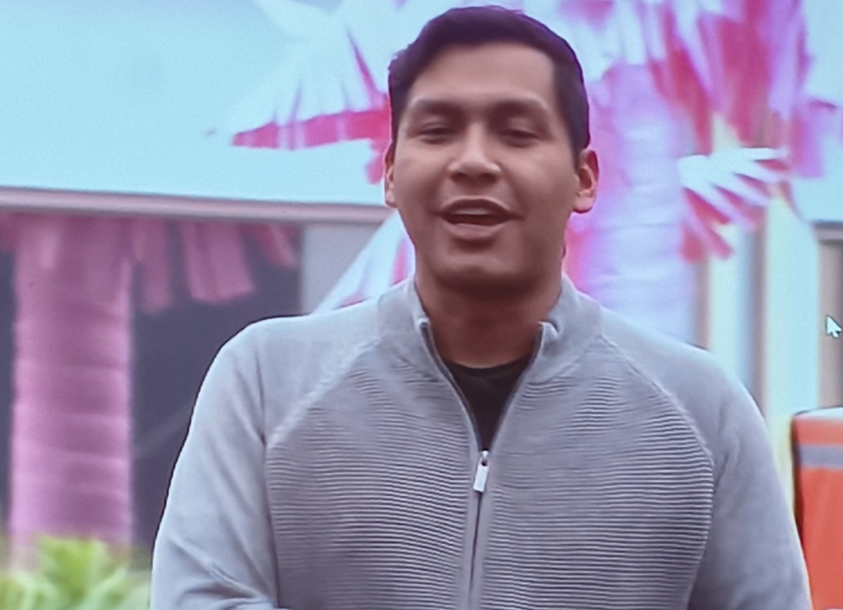 Mía Luna tweet media