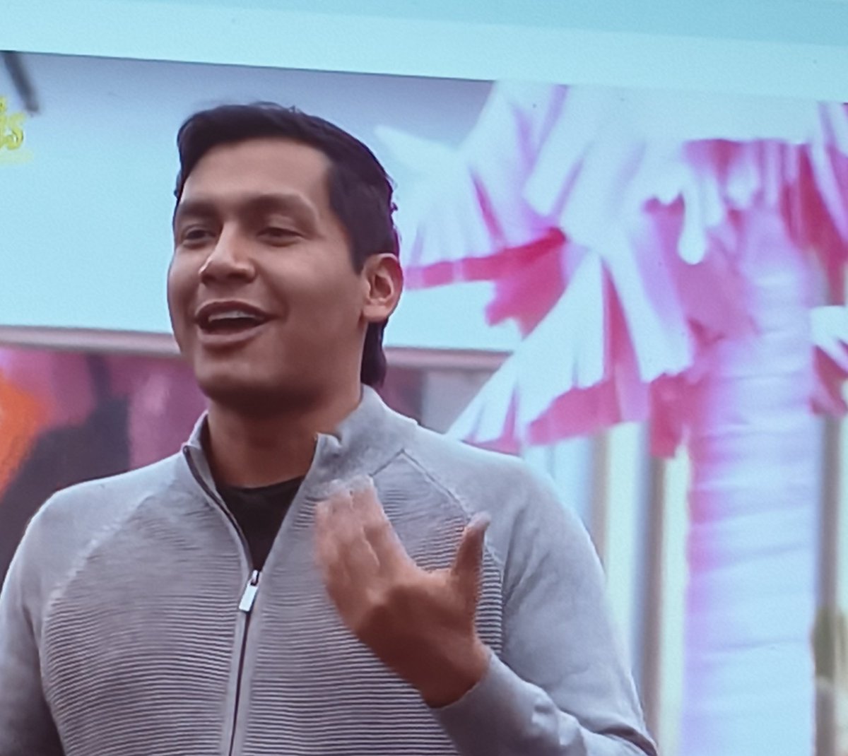 Mía Luna tweet media