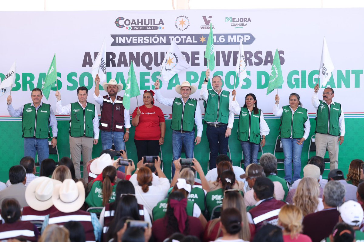 manolojim's tweet photo. Cerramos nuestra gira de trabajo por La Laguna en #Viesca donde arrancamos obras sociales por 11.6 MDP y anunciamos 10 MDP más para proyectos turísticos de este hermoso Pueblo Mágico. Seguimos cumpliendo compromisos con nuestra gente en todos los municipios de Coahuila. 👍🏼🤠💪🏼 https://t.co/vB03LekuGy