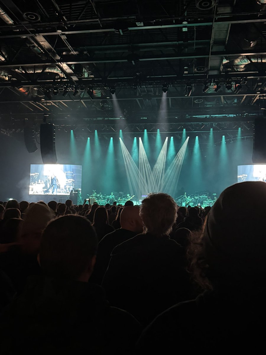 Gorillaz in Cardiff tonight! Turns out I can listen to hip hop/rap…just needs a live band and guitars to haha 🤣