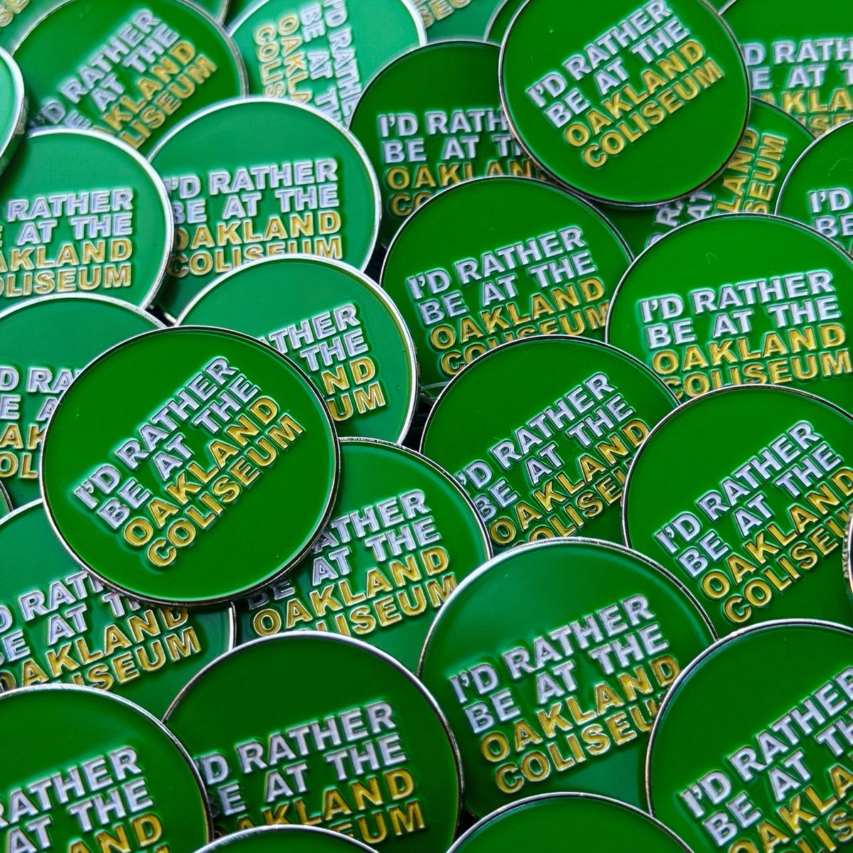 Last Dive Bar 🏟 tweet media