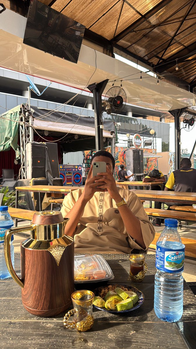 Okorooo🌴 tweet media