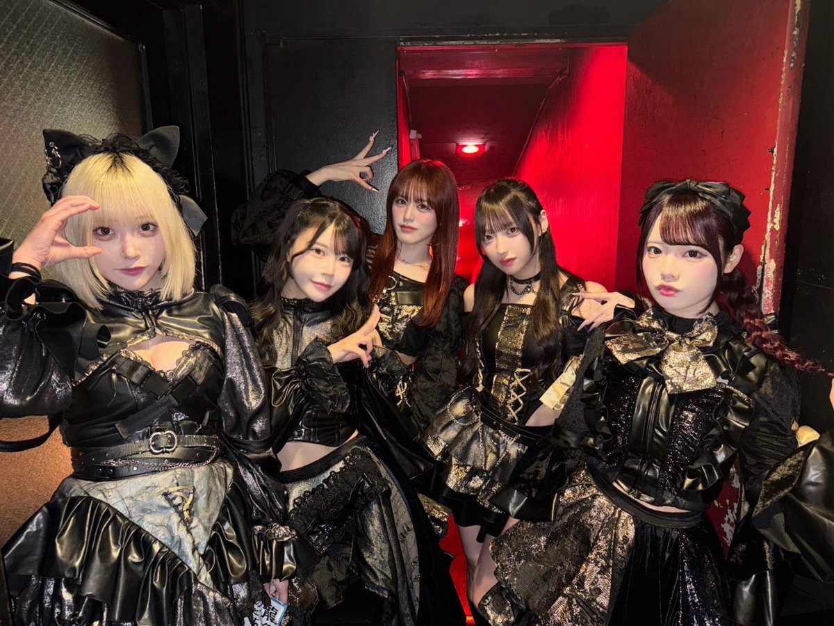 Question.VI-クエスチョン ブイアイ- tweet media