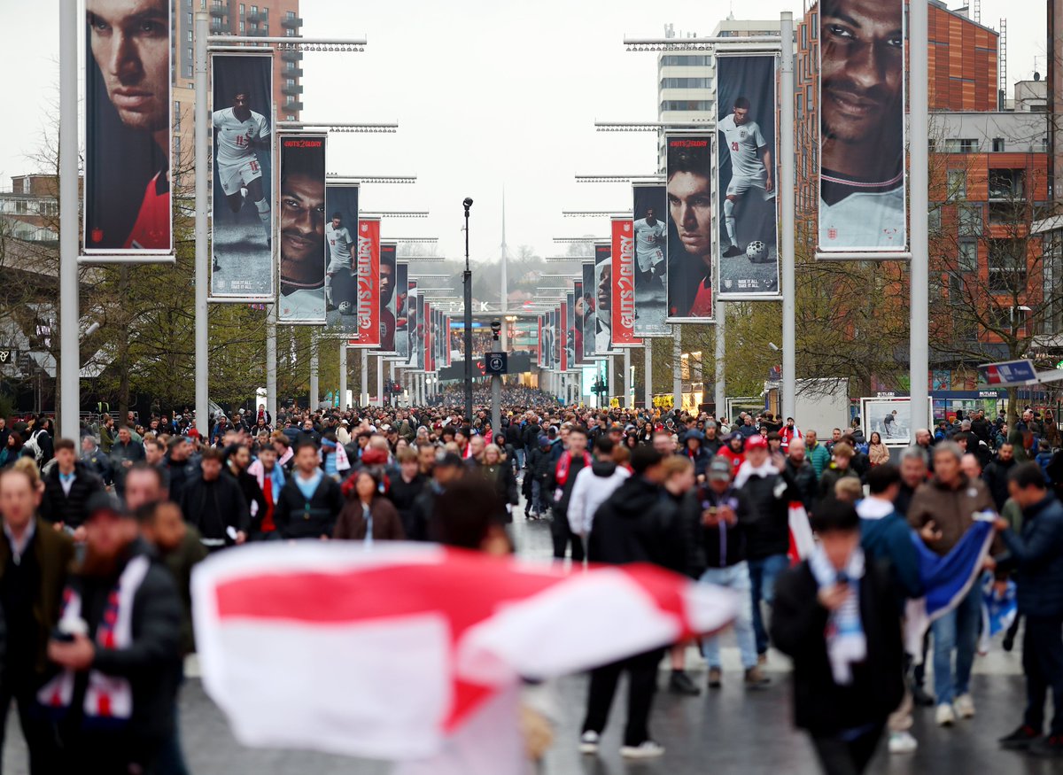 Wembley Stadium tweet media