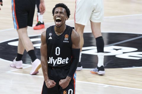 petroven🍀 tweet media