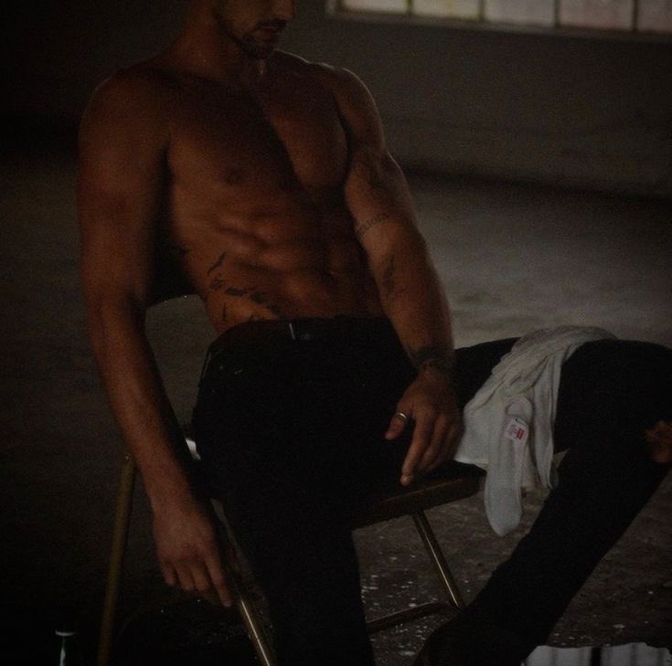 ᴀʟᴀsᴛᴏʀ | Parody tweet media