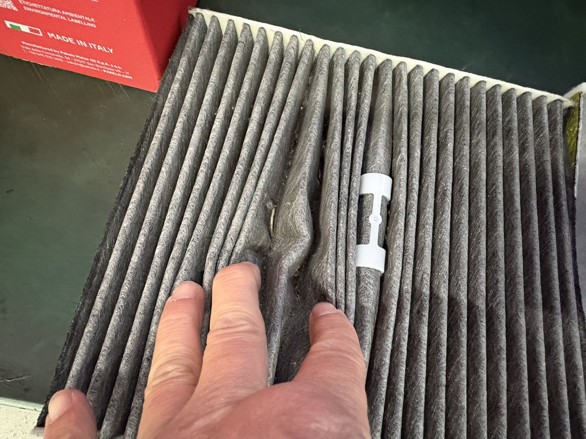 VAperformance tweet media