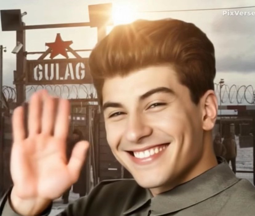 Michelangelo's David tweet media