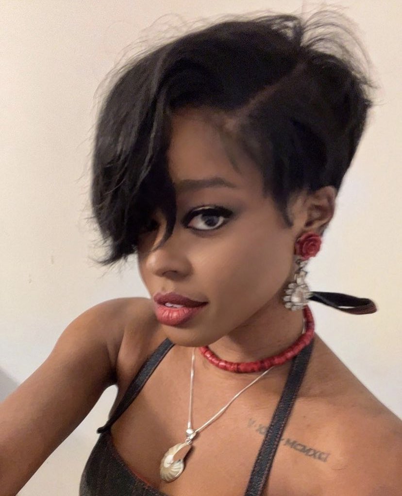 ImagesINeutral's tweet photo. me and my dad went to the gym and he told me my ass was getting hotter and fatter https://t.co/MLNdq25IUN