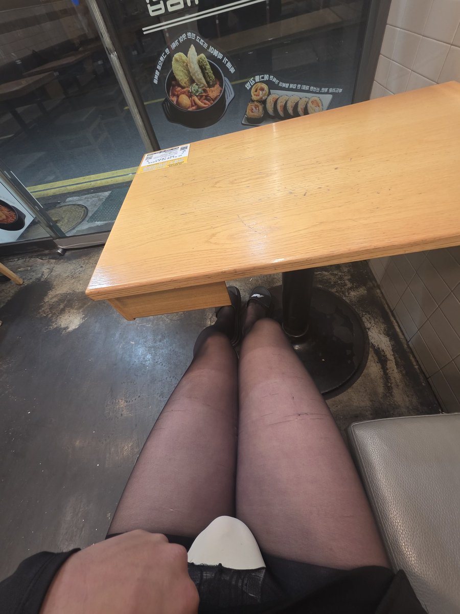 설이❄️ tweet media