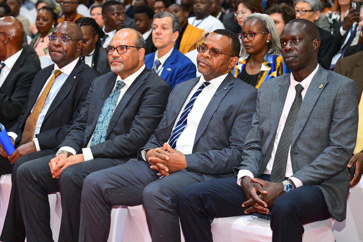 Shaukat Abdulrazak,PhD,EBS tweet media