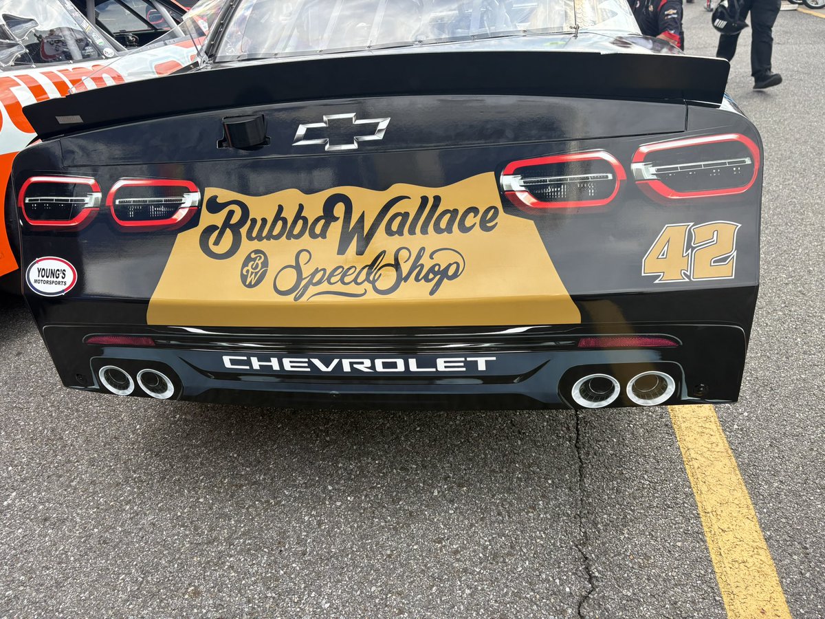 Tyler Young tweet media