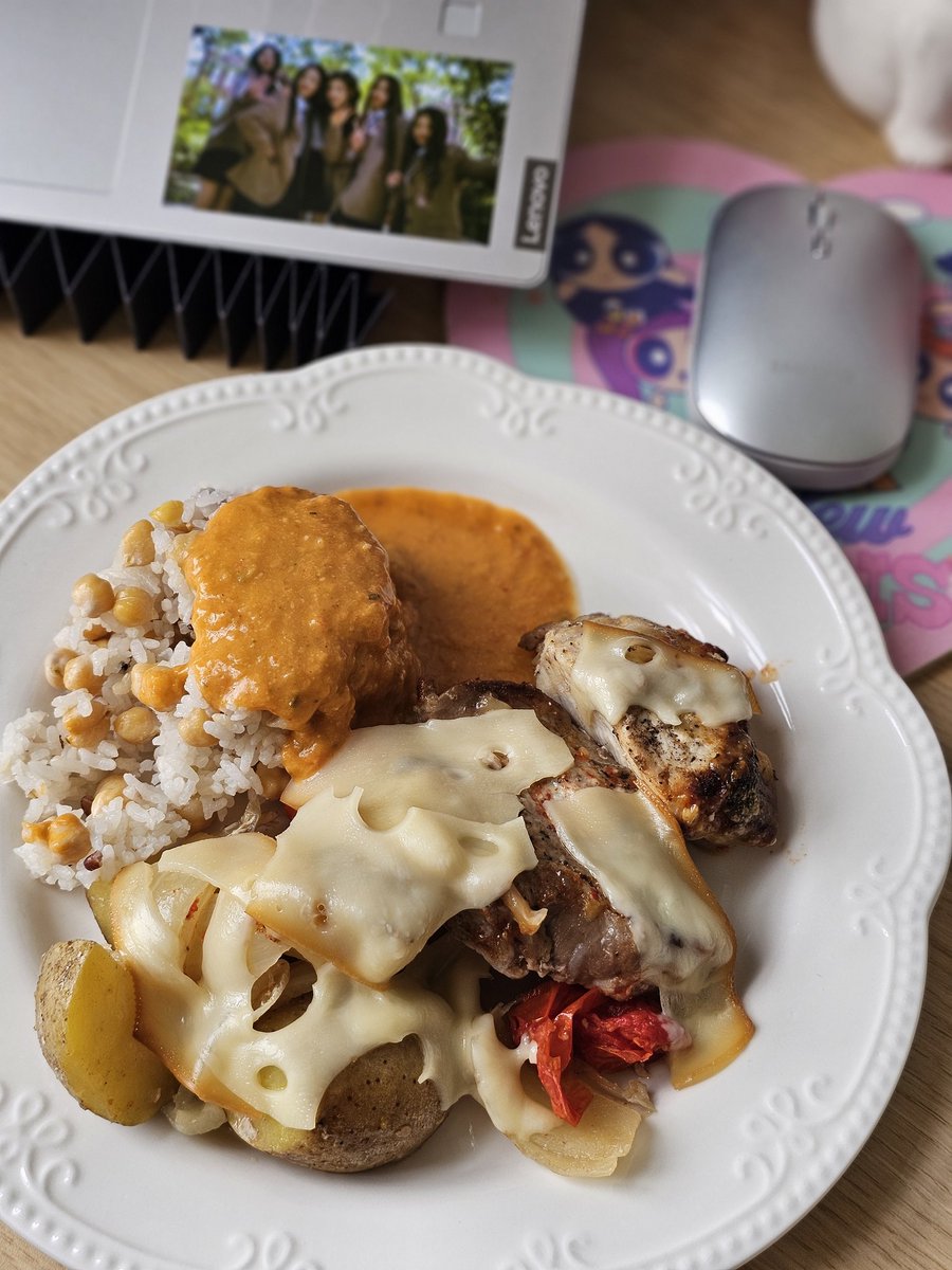 ๐๐๐๐๐+2๐ซง tweet media