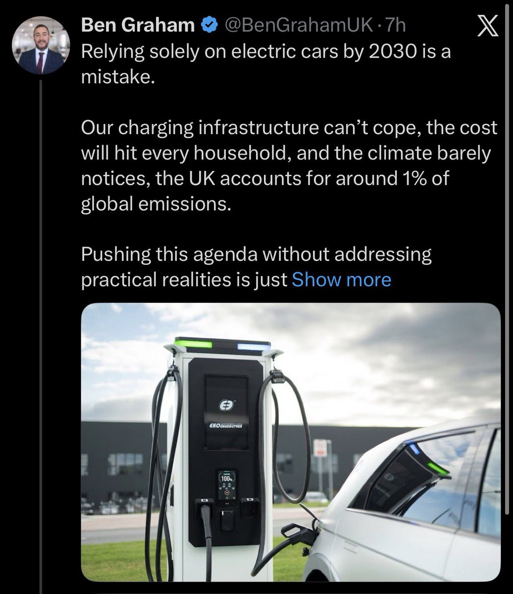 Colin Walker tweet media