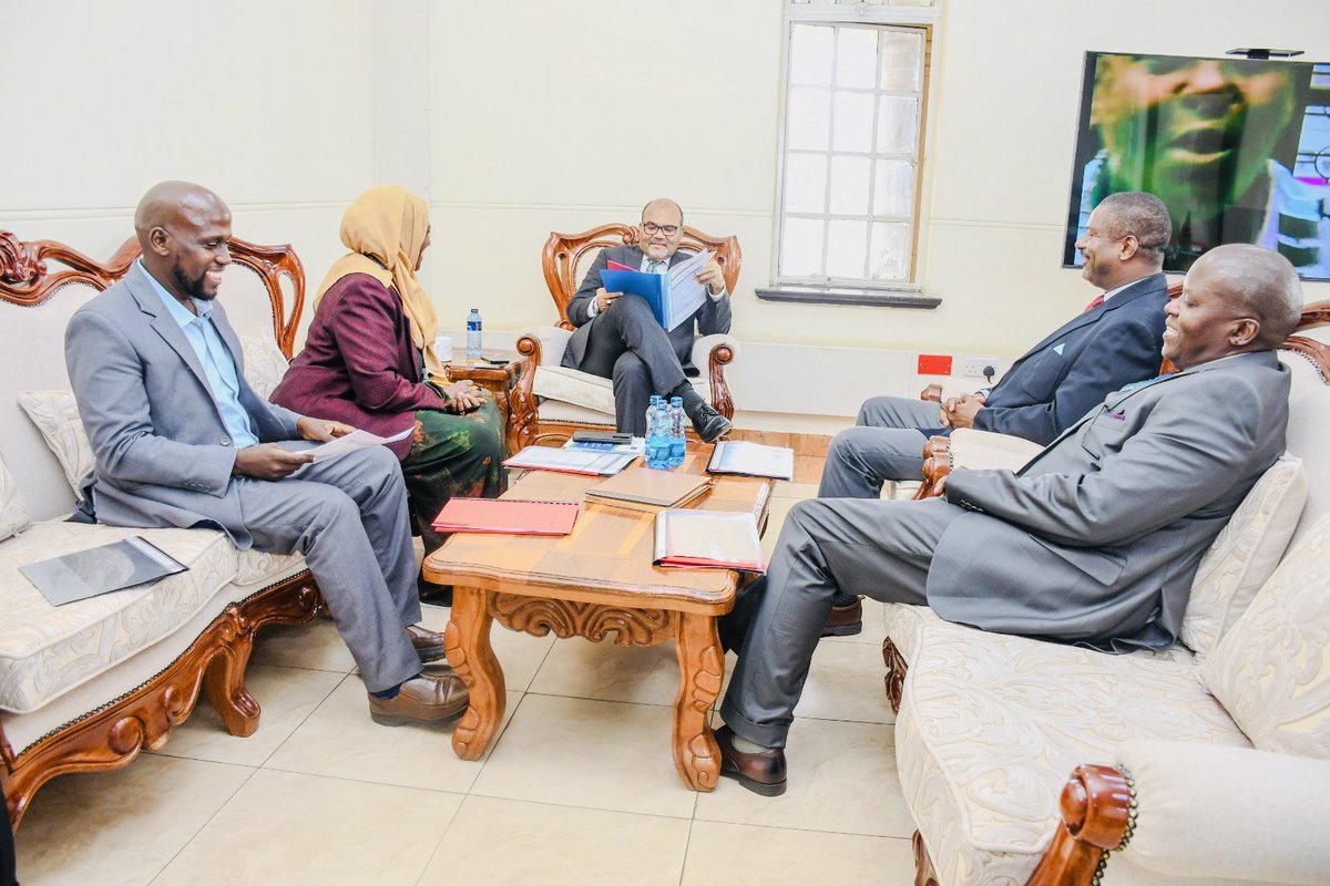 Shaukat Abdulrazak,PhD,EBS tweet media