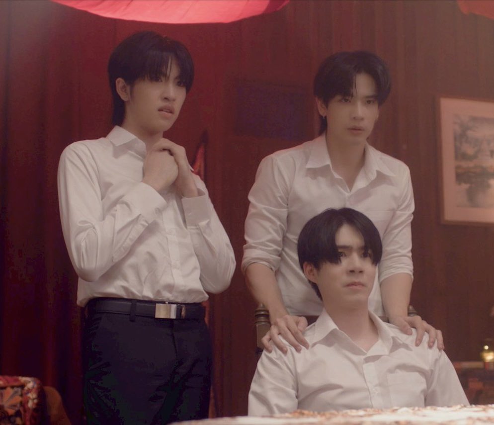 𝙢𝙤𝙤𝙣 ۶ৎ tweet media