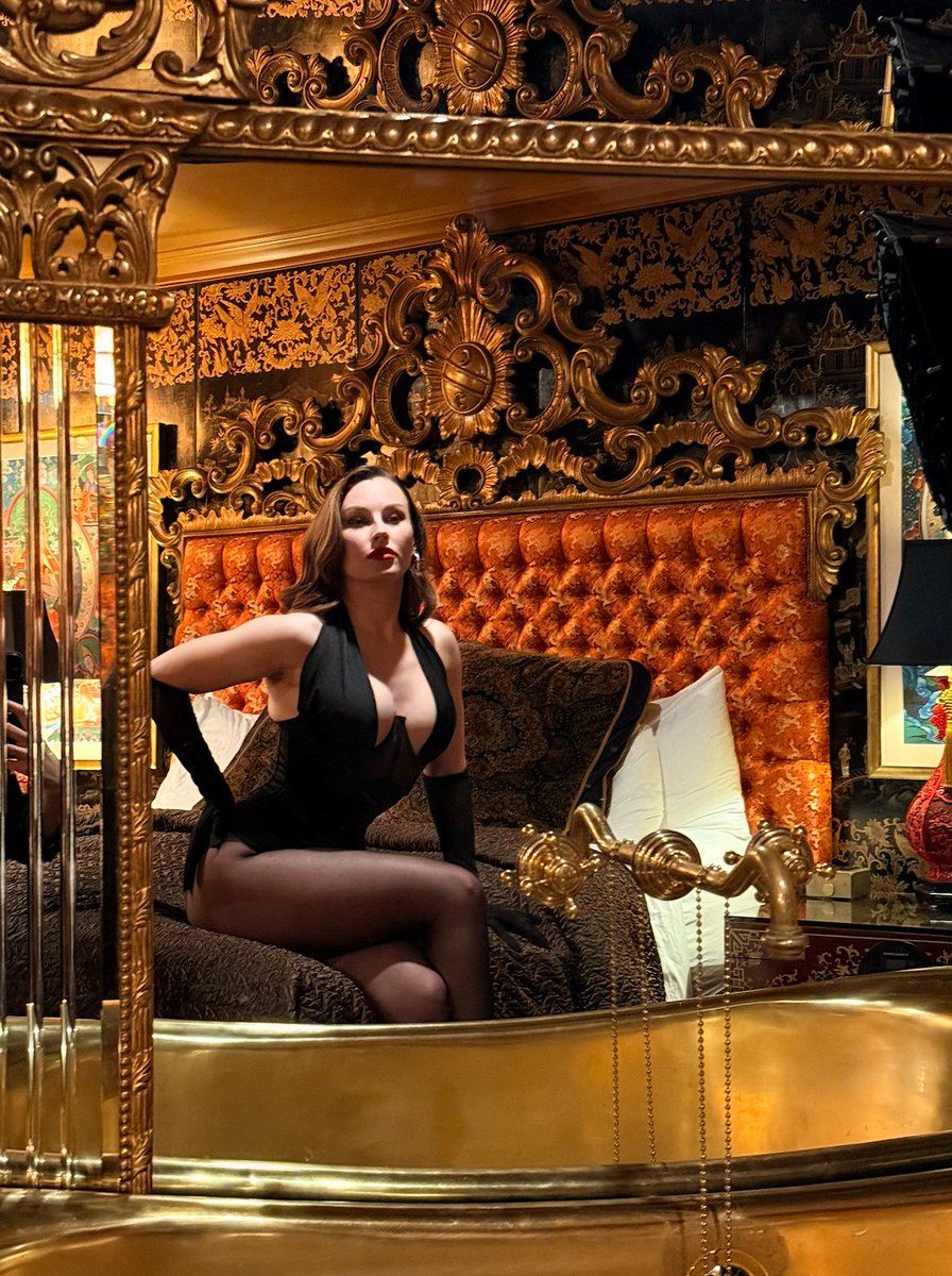 Mstrs Eden Berlin tweet media