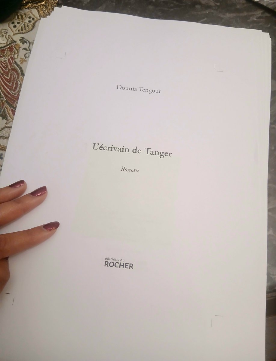 DTengour's tweet photo. ✍️📚 Mon premier roman sort à la rentrée littéraire prochaine aux Éditions du Rocher ! Si heureuse de vous confier ce texte si personnel dans quelques mois. Pour l'instant, les épreuves ! Hâte...
Sous l'œil bienveillant de @ALGEdit 

#roman #douniatengour #lecrivaindetanger https://t.co/aVPzLMrLtG