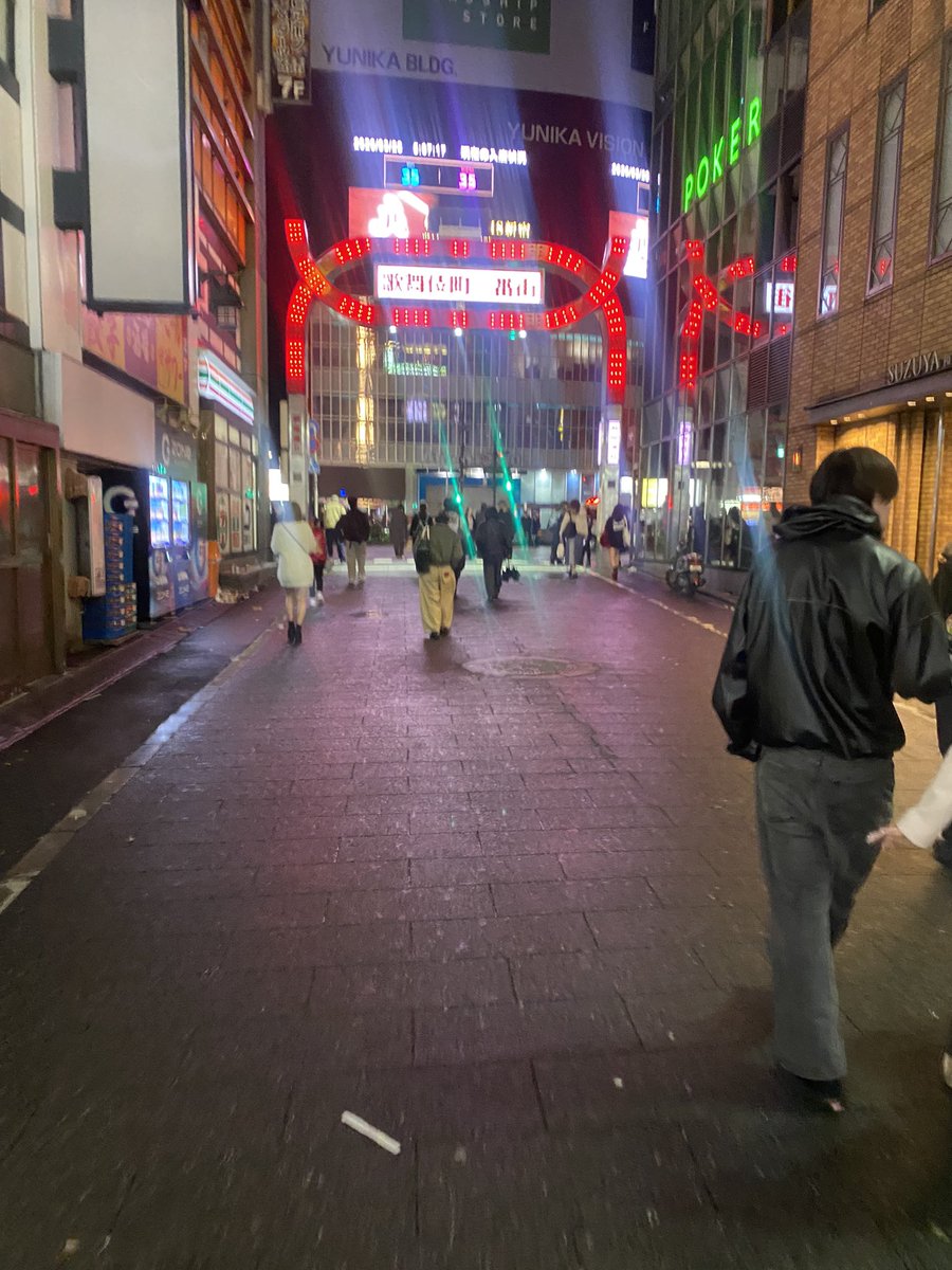 ありむら tweet media