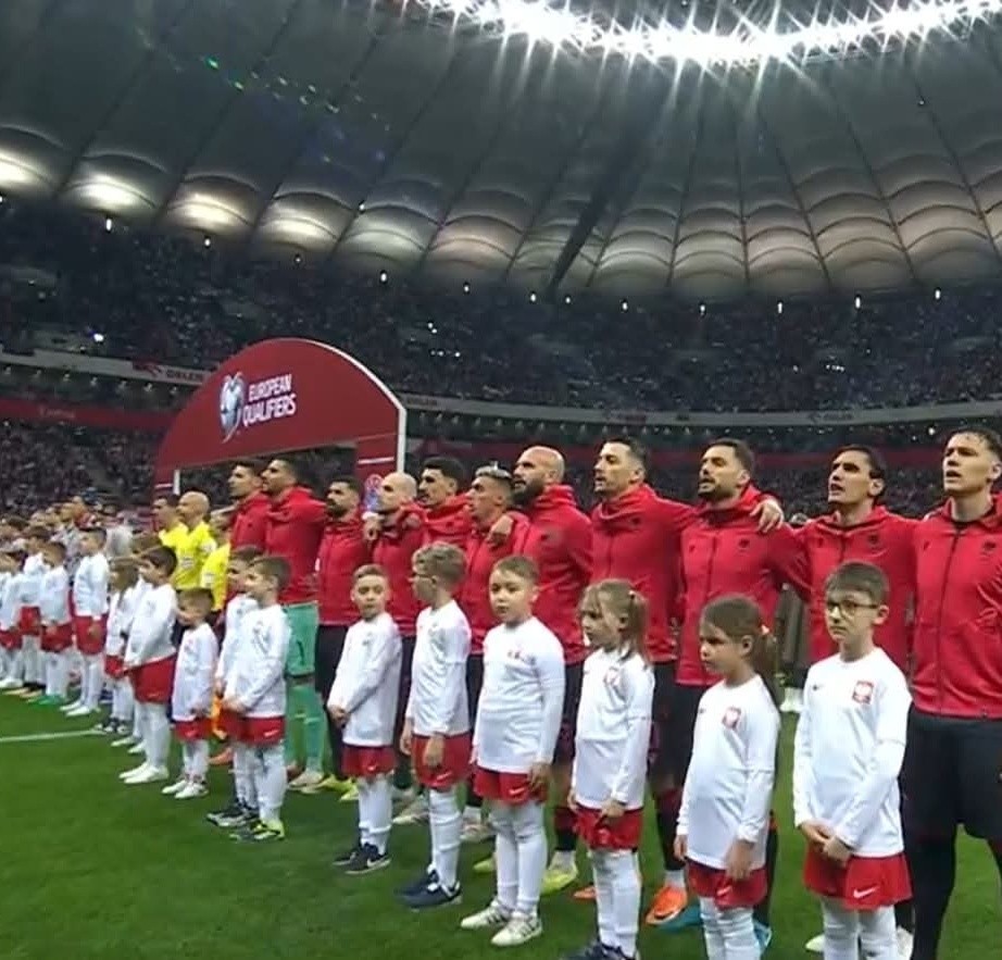 Typowy piłkarz Ekstraklasy tweet media