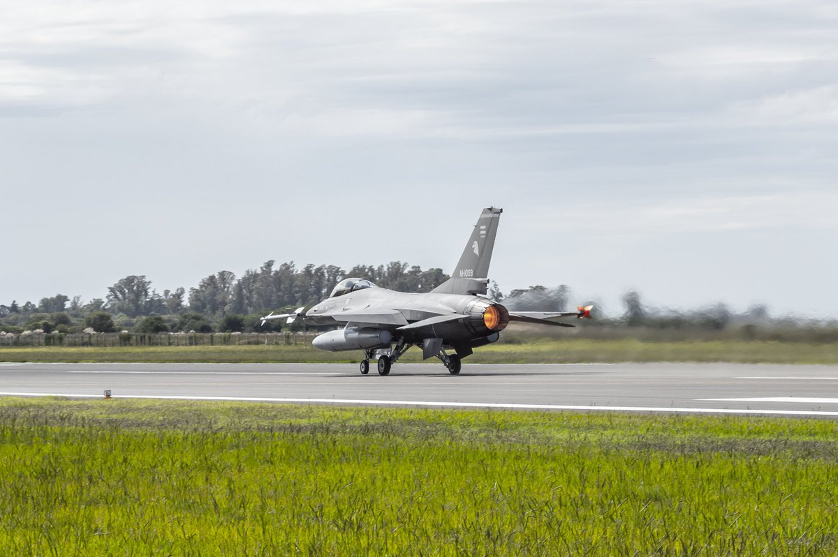 FuerzaAéreaArgentina tweet media