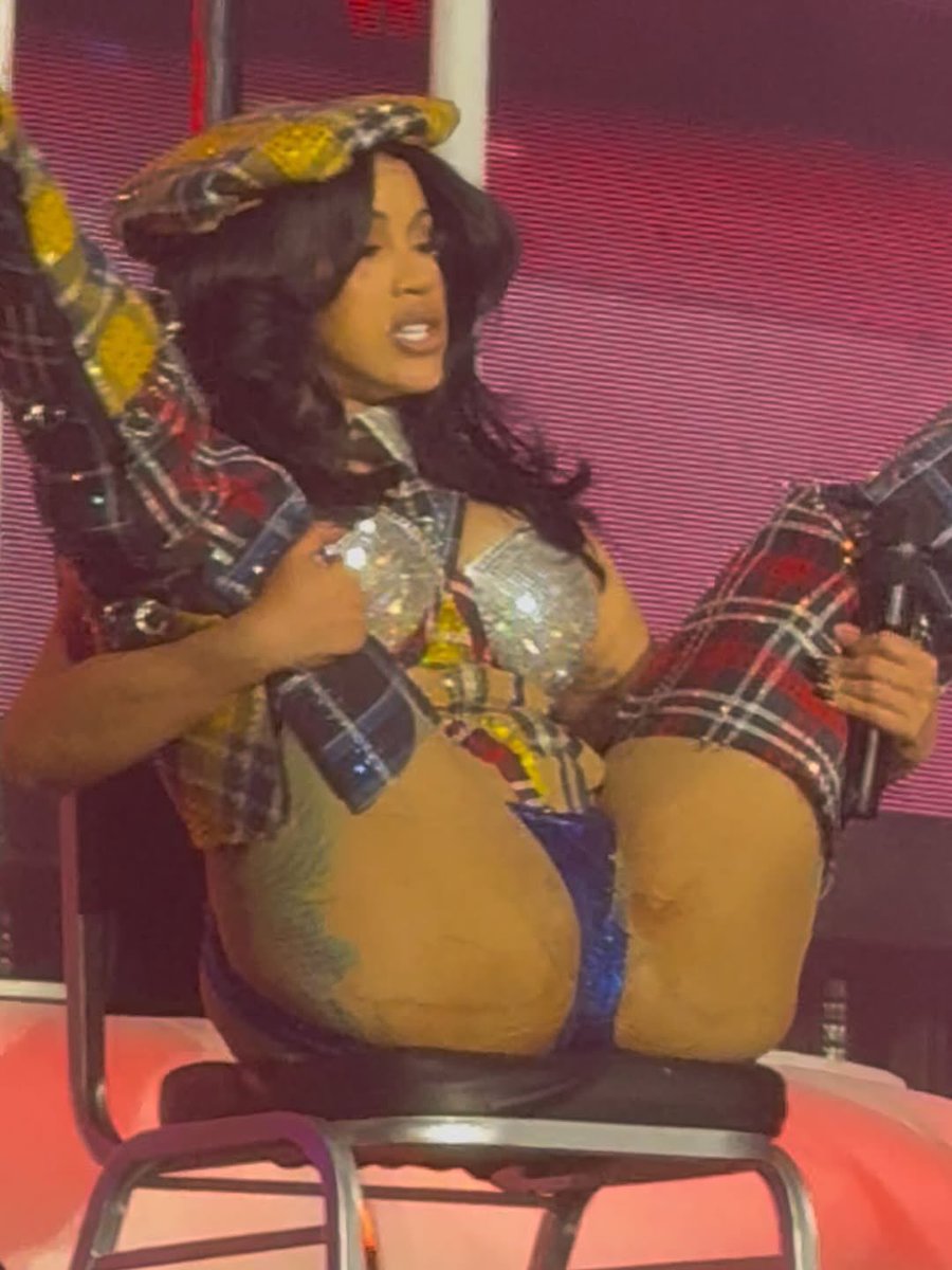 ITS BARBIE BITCH. 💅🏽 tweet media