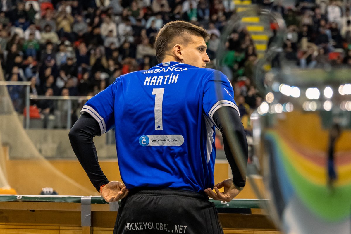 HockeyClubLiceo's tweet photo. Instantáneas dunha noite coa emoción a flor de pel 📸

Xestos que din todo sen palabras.

📸 Kiko Lareo
#HCLiceo #OKLiga #ImosLiceo #ACoruña #Instantaneas https://t.co/TpJnZEpxdV