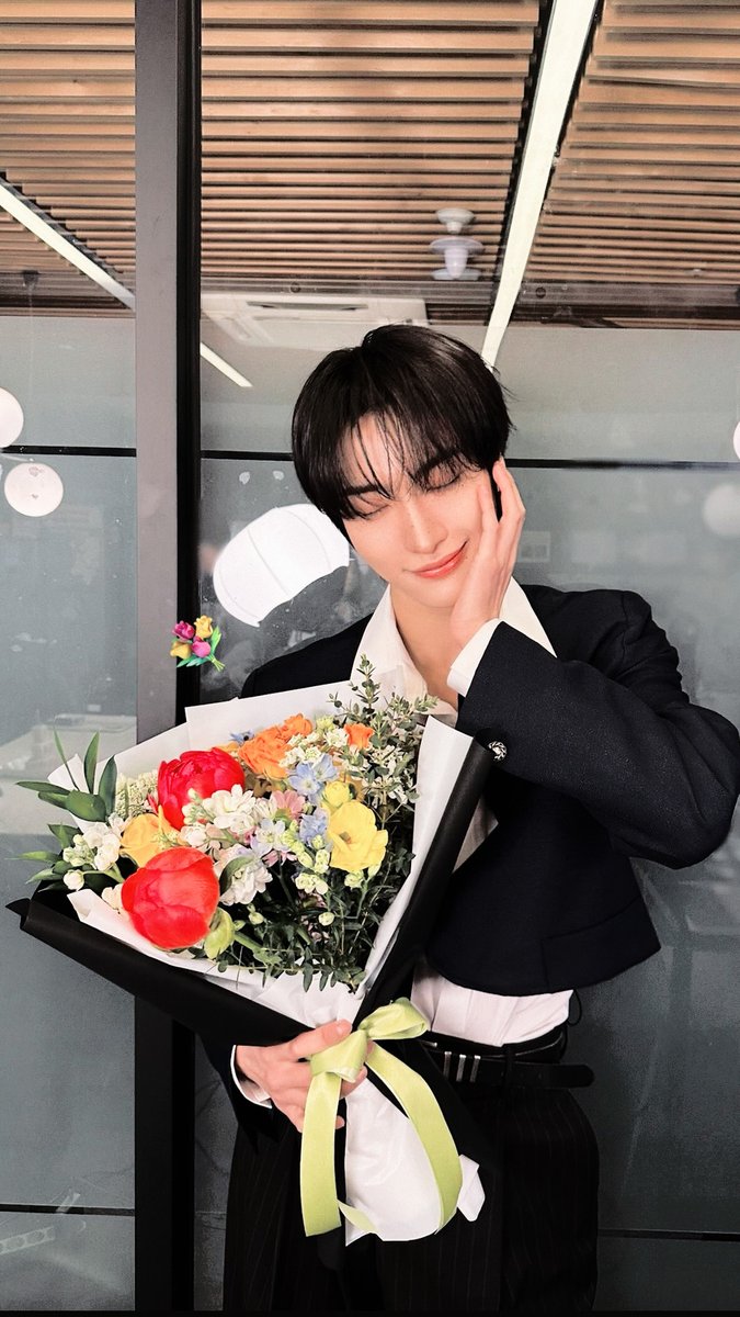 Takūmi, tweet media