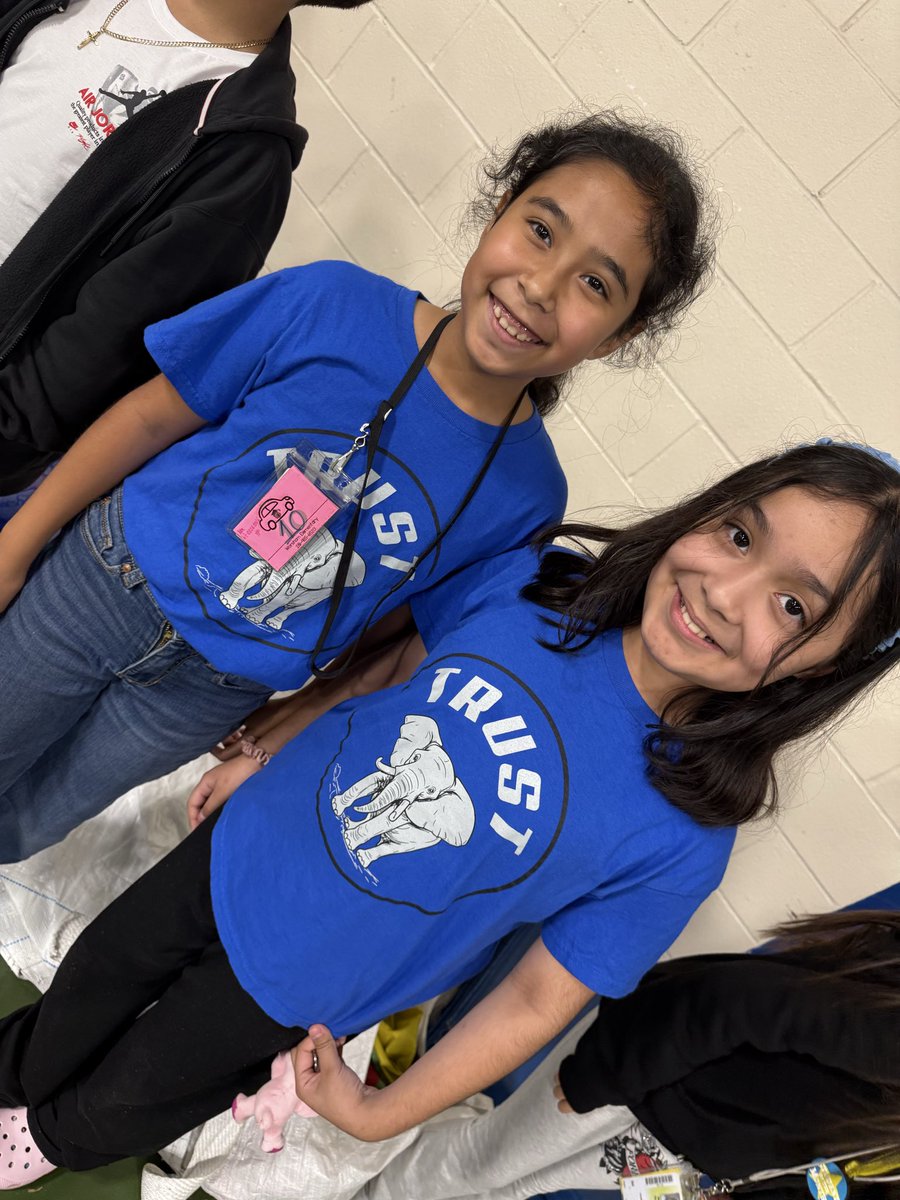 realclassroom17's tweet photo. Our Wildcats are ready to enjoy their House Parties!!! #Worshamstrong
#WeareACE
#AldineStory
@WorshamES_AISD
#HouseOfRespect ππ¦
, #HouseOfFriendship ππ¦, #HouseOfTrust ππ, and #HouseOfCourage β€οΈπ¦ @AldineISD https://t.co/Z2pJ58xRMB