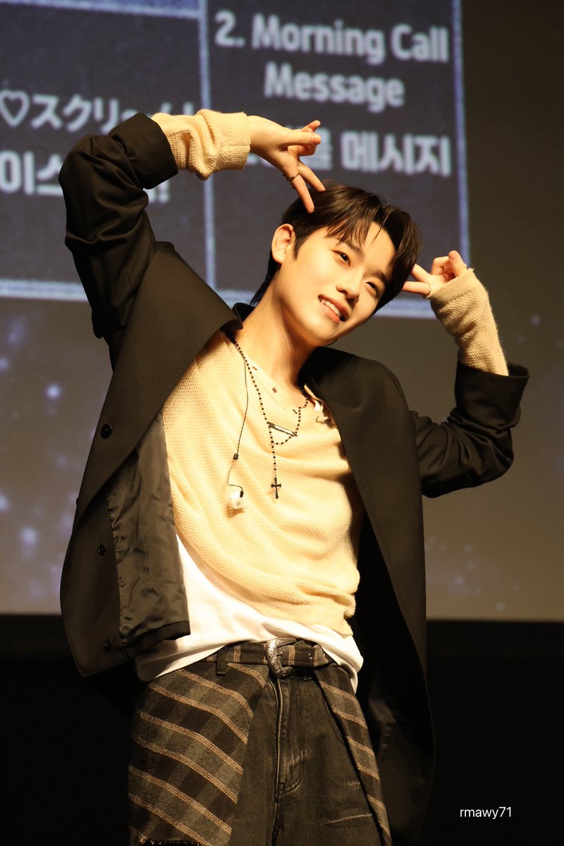 금나잇 tweet media