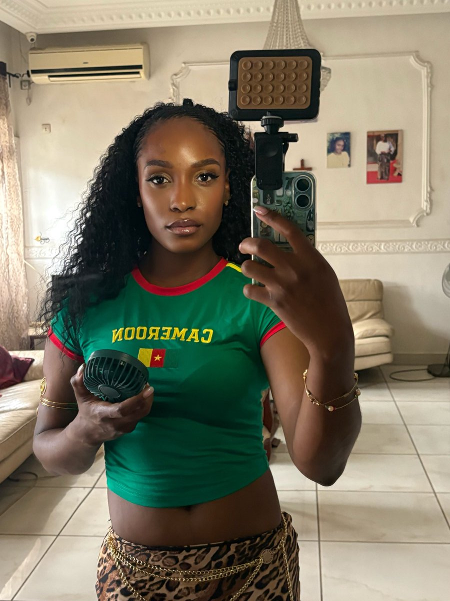 TheElimbyshow tweet media