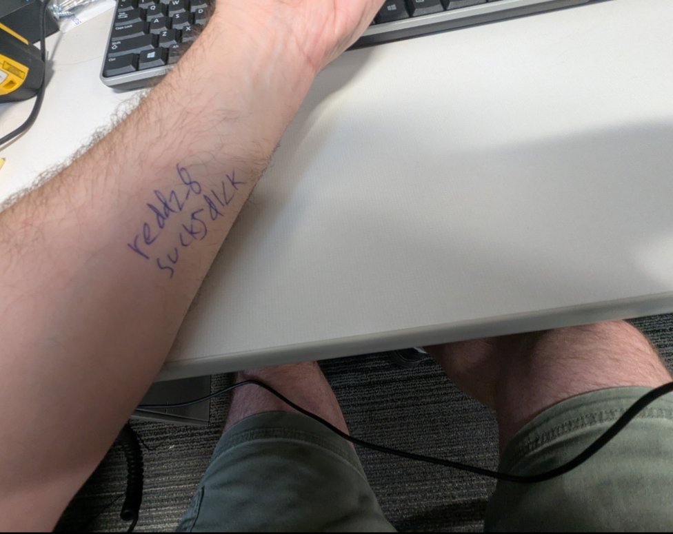 Tech Support™ tweet media