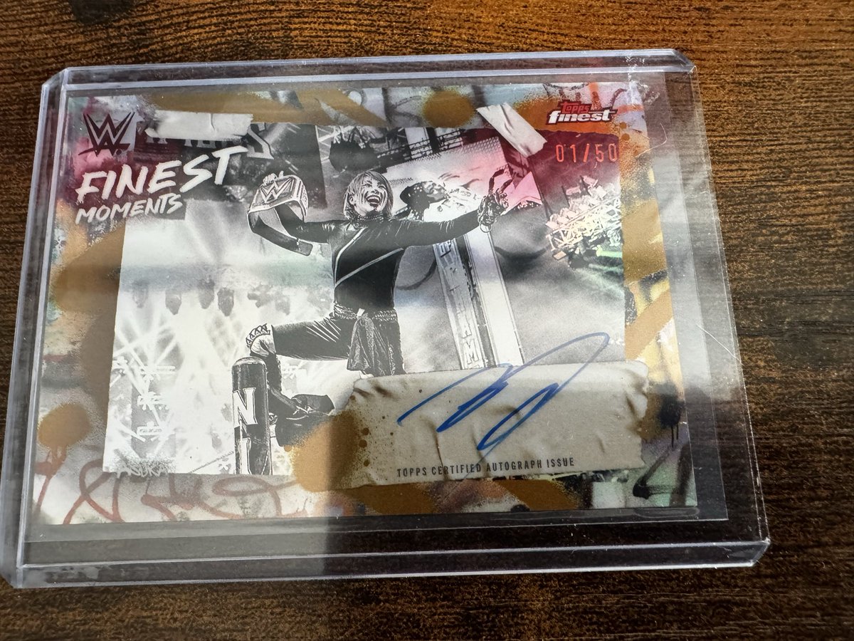 Courtney tweet media