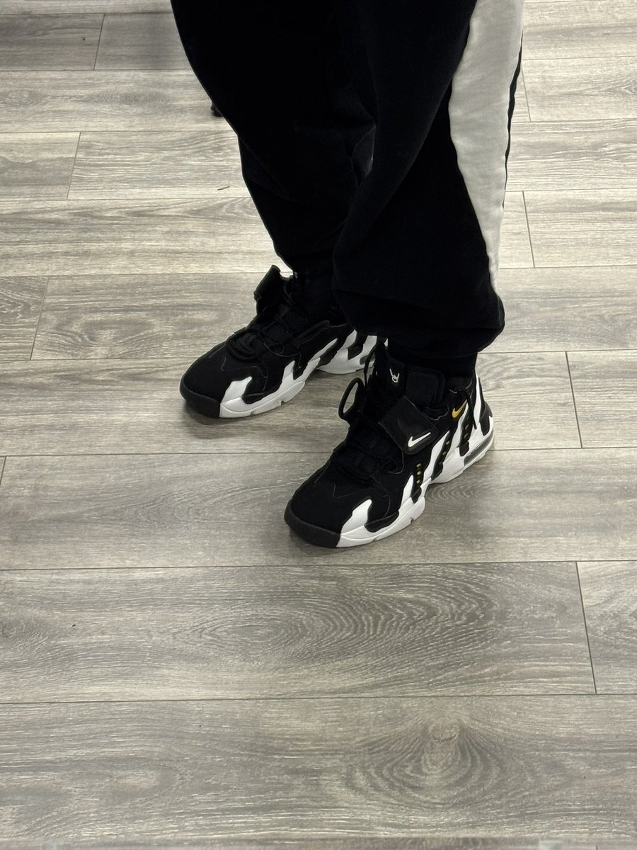 DJ T.Mobile - SDM tweet media