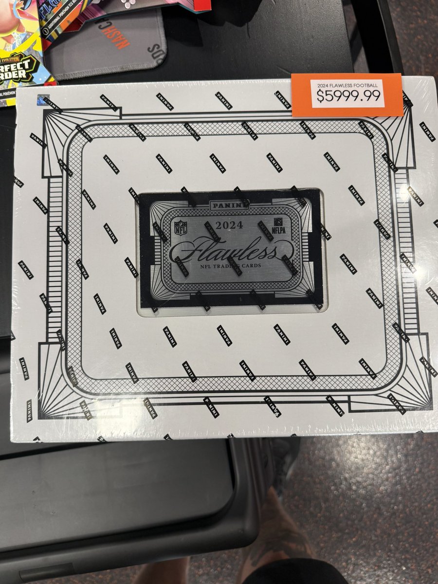 Taylor Lewan tweet media