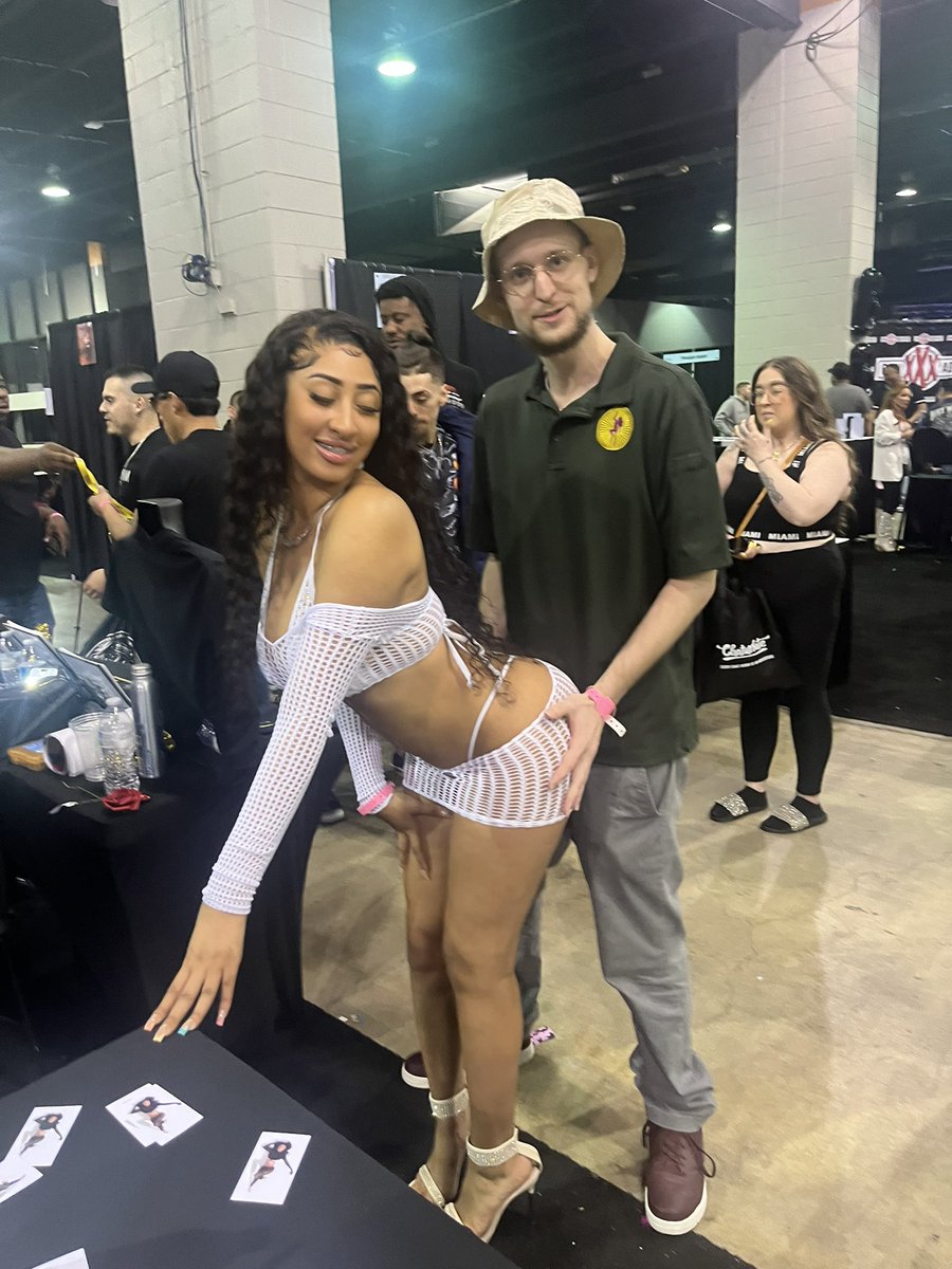 $shaggyrax - Cvlt Member - Hogan Gang tweet media