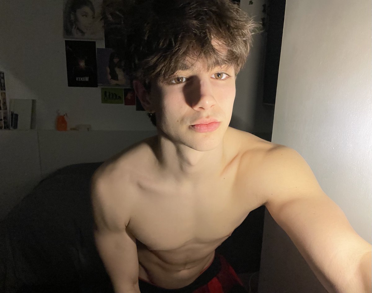 🧛🏻 tweet media