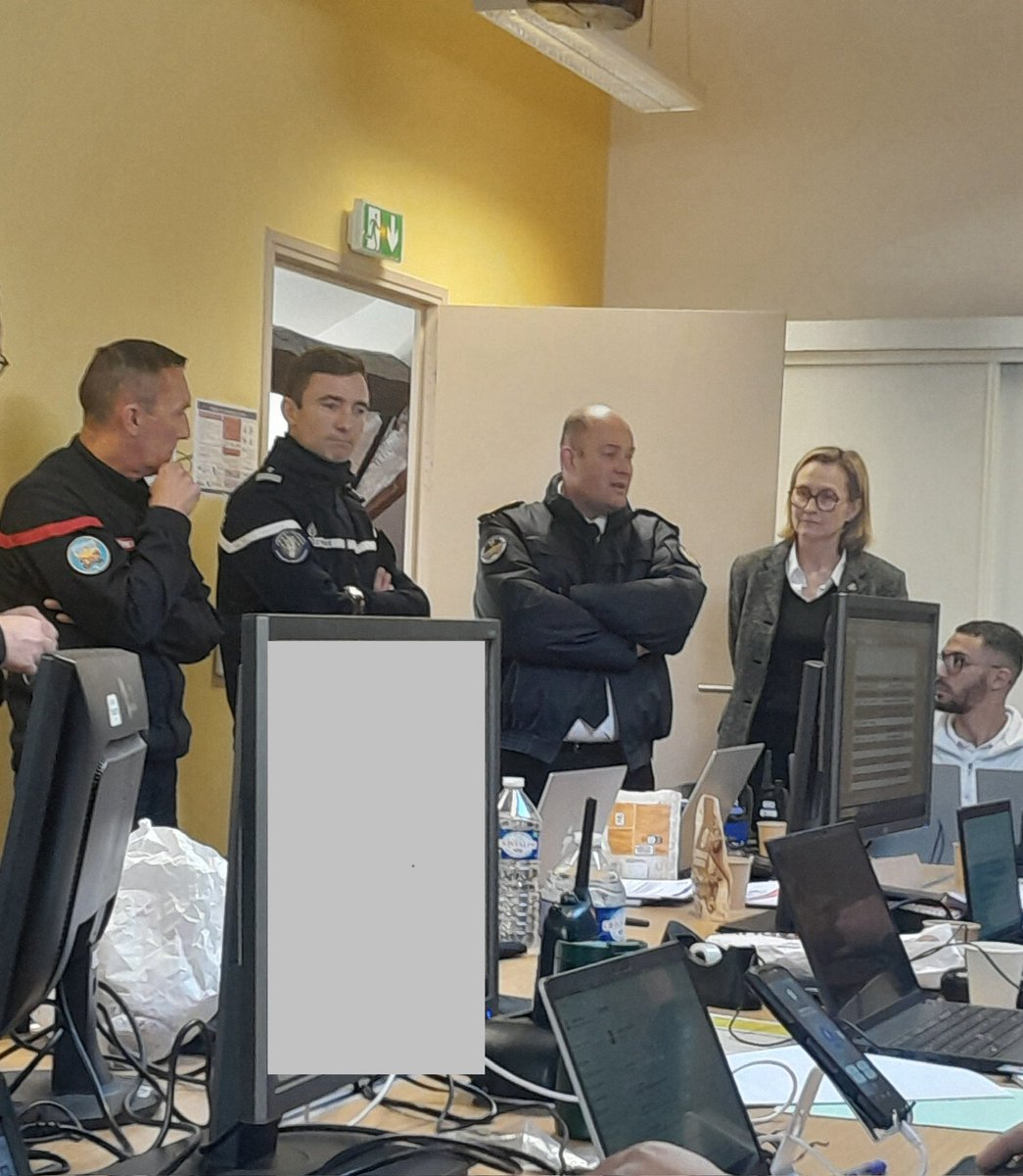 Image de Préfet des Yvelines - 🇫🇷🇪🇺  Clap de fin pour le #G7 des Ministres des Affaires Étrangères à l’Abbaye des Vaux-de-Cerna